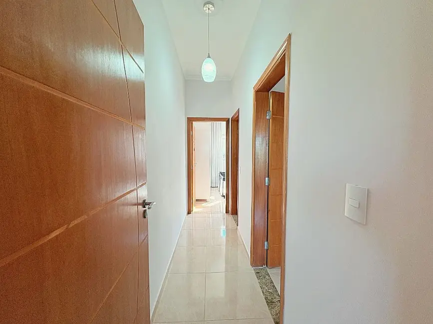 Casa com 2 quartos à venda, 240m2 em Pão de Açúcar, Pouso Alegre - MG - imagem 4 Foto 4 de Casa com 2 quartos à venda, 240m2 em Pão de Açúcar, Pouso Alegre - MG