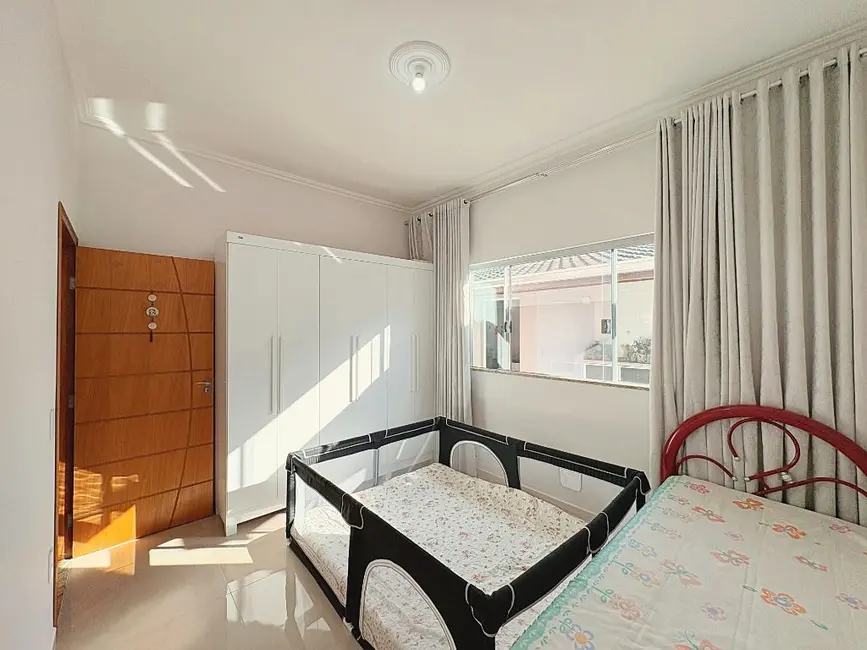 Casa com 2 quartos à venda, 240m2 em Pão de Açúcar, Pouso Alegre - MG - imagem 6 Foto 6 de Casa com 2 quartos à venda, 240m2 em Pão de Açúcar, Pouso Alegre - MG