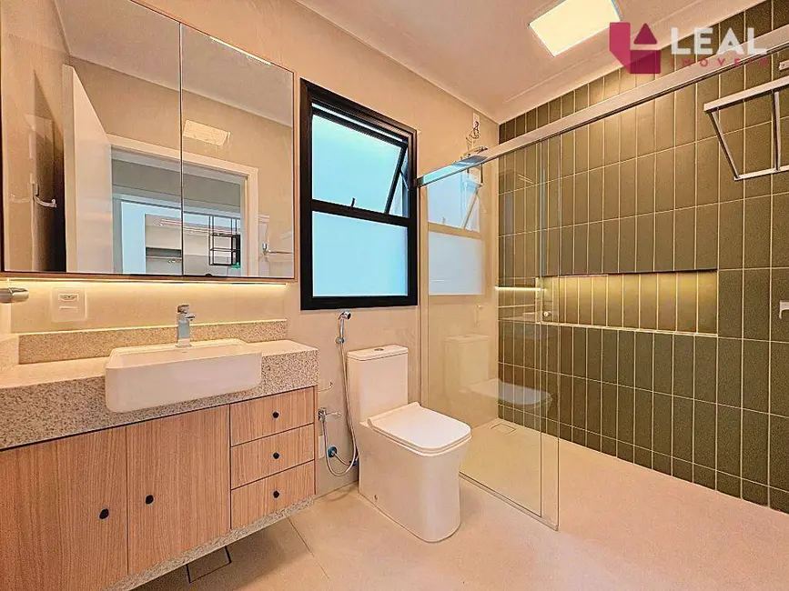 Foto 8 de Casa com 3 quartos à venda, 330m2 em Jardim Floresta, Pouso Alegre - MG