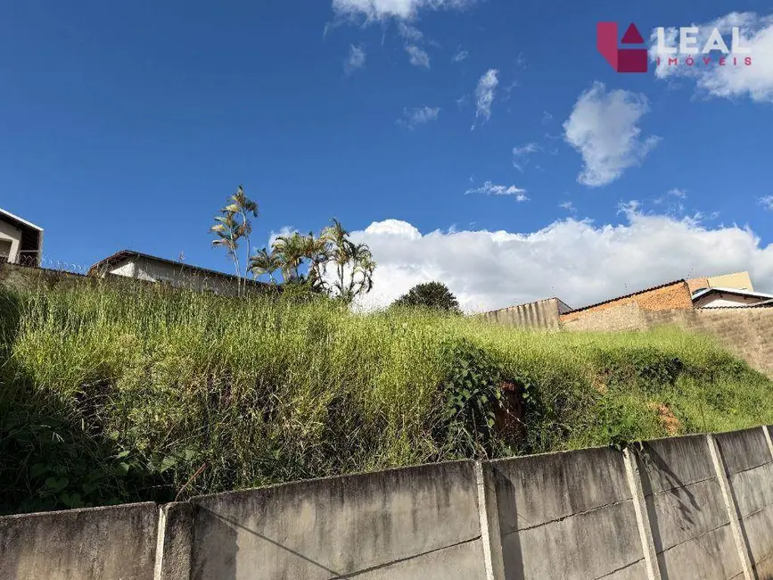 Foto 4 de Terreno / Lote à venda, 644m2 em João Paulo II, Pouso Alegre - MG