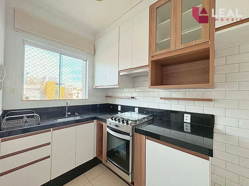 Foto 4 de Apartamento com 2 quartos para alugar, 65m2 em Guanabara, Pouso Alegre - MG