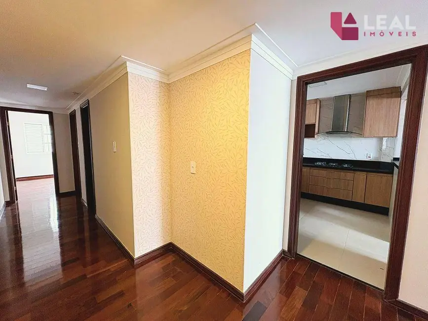 Foto 7 de Apartamento com 2 quartos para alugar, 90m2 em Santa Dorotéia, Pouso Alegre - MG