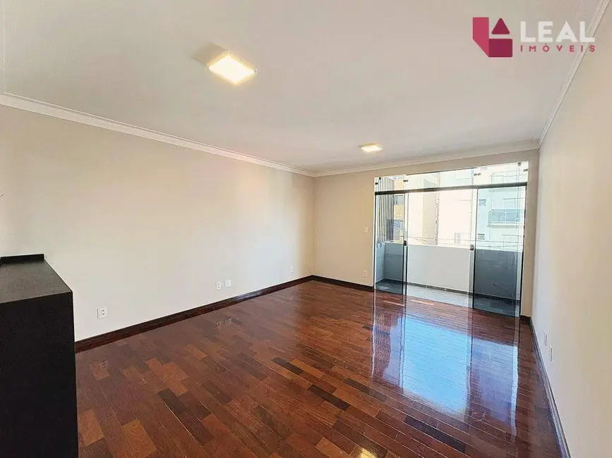 Foto 1 de Apartamento com 2 quartos para alugar, 90m2 em Santa Dorotéia, Pouso Alegre - MG