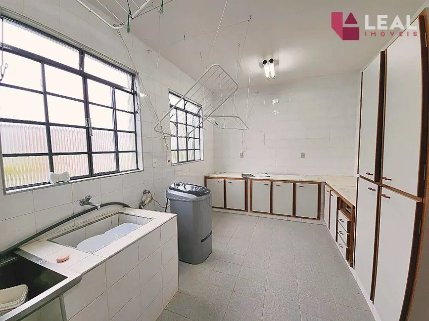 Foto 9 de Casa com 5 quartos à venda, 816m2 em Santa Dorotéia, Pouso Alegre - MG
