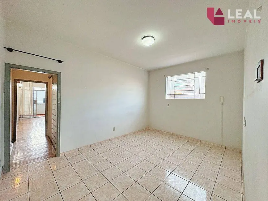 Foto 9 de Apartamento com 3 quartos à venda, 120m2 em Centro, Pouso Alegre - MG