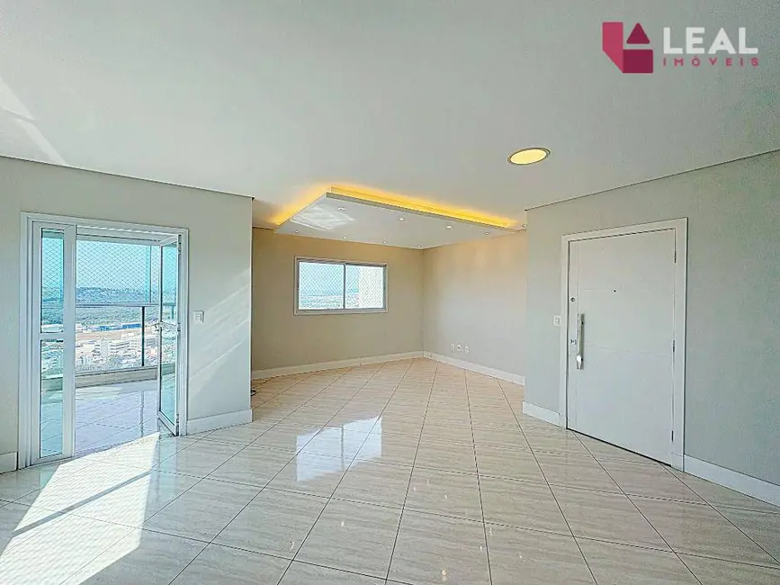 Foto 2 de Apartamento com 3 quartos à venda, 132m2 em Santa Dorotéia, Pouso Alegre - MG