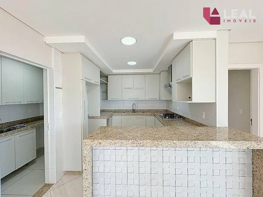 Foto 6 de Apartamento com 3 quartos à venda, 132m2 em Santa Dorotéia, Pouso Alegre - MG