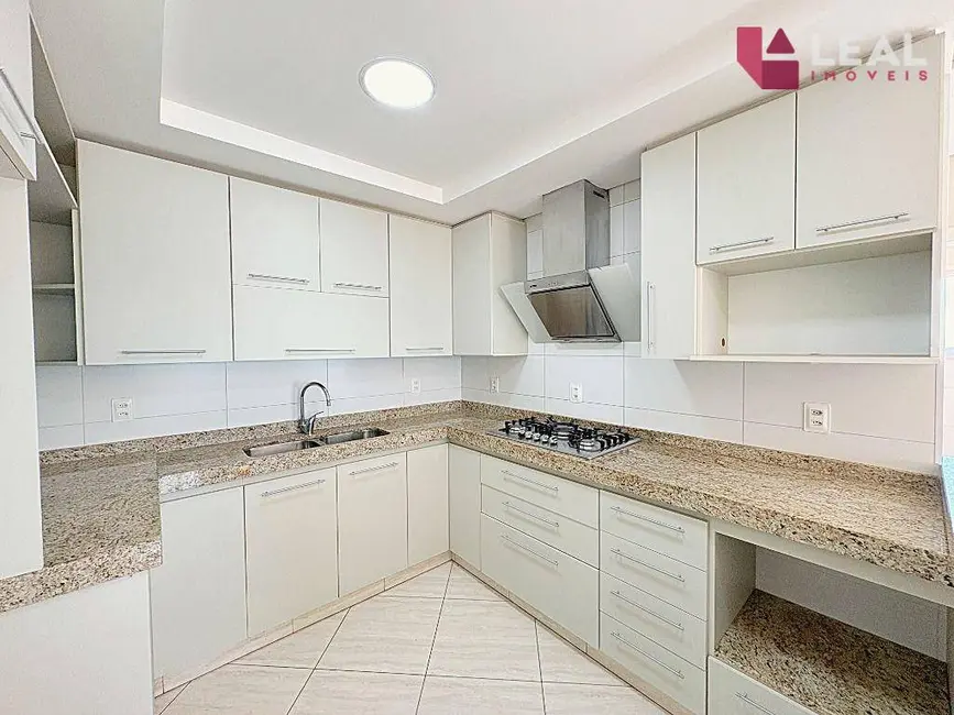 Foto 7 de Apartamento com 3 quartos à venda, 132m2 em Santa Dorotéia, Pouso Alegre - MG