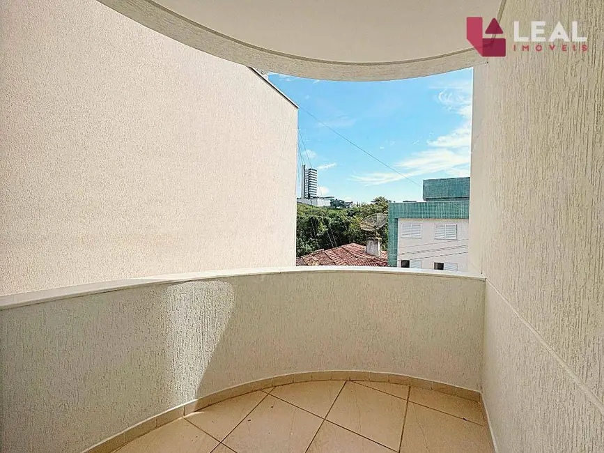 Foto 5 de Apartamento com 2 quartos à venda, 109m2 em Pouso Alegre - MG