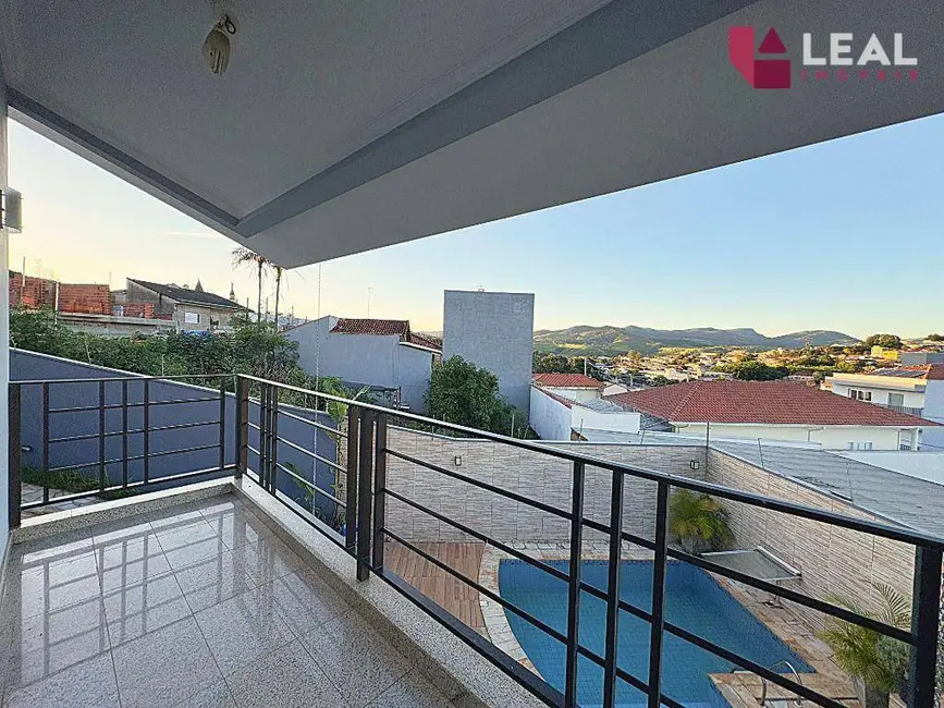 Foto 8 de Casa com 4 quartos à venda, 400m2 em Borda Da Mata - MG