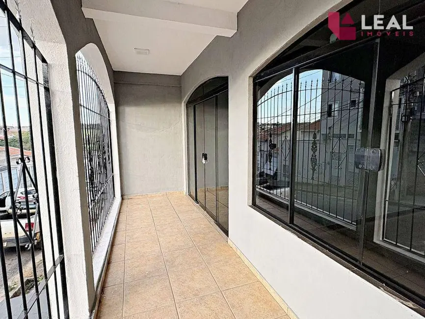 Foto 2 de Casa com 4 quartos para alugar, 282m2 em Bela Vista, Pouso Alegre - MG