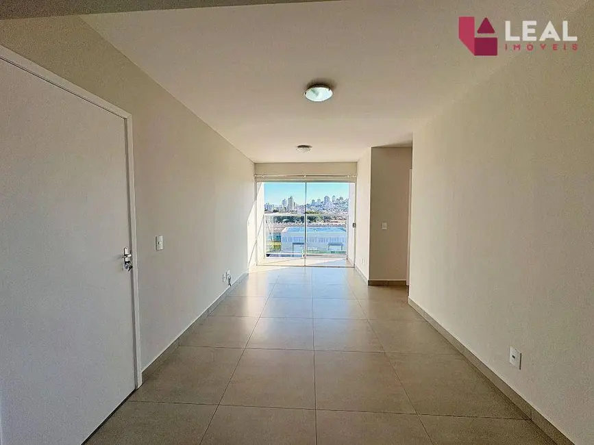 Apartamento com 2 quartos para alugar, 50m2 em Faisqueira, Pouso Alegre - MG - imagem 2 Foto 2 de Apartamento com 2 quartos para alugar, 50m2 em Faisqueira, Pouso Alegre - MG