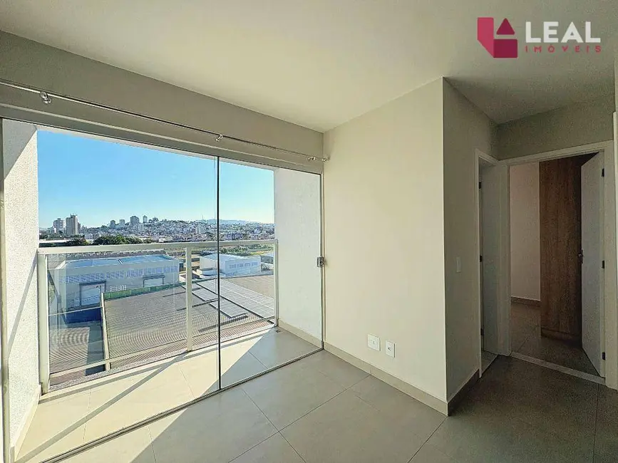Apartamento com 2 quartos para alugar, 50m2 em Faisqueira, Pouso Alegre - MG - imagem 3 Foto 3 de Apartamento com 2 quartos para alugar, 50m2 em Faisqueira, Pouso Alegre - MG