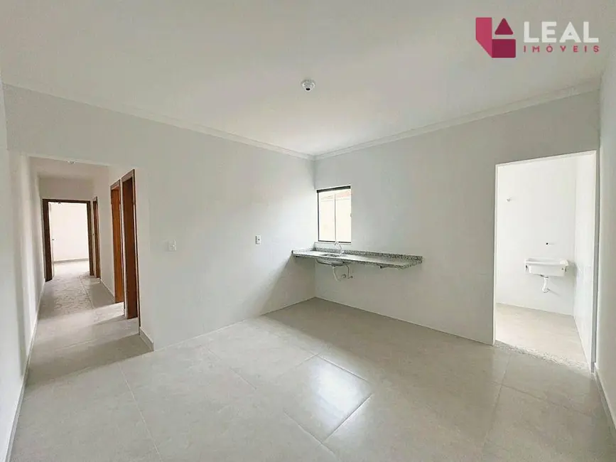 Foto 4 de Apartamento com 3 quartos à venda, 110m2 em Fátima III, Pouso Alegre - MG