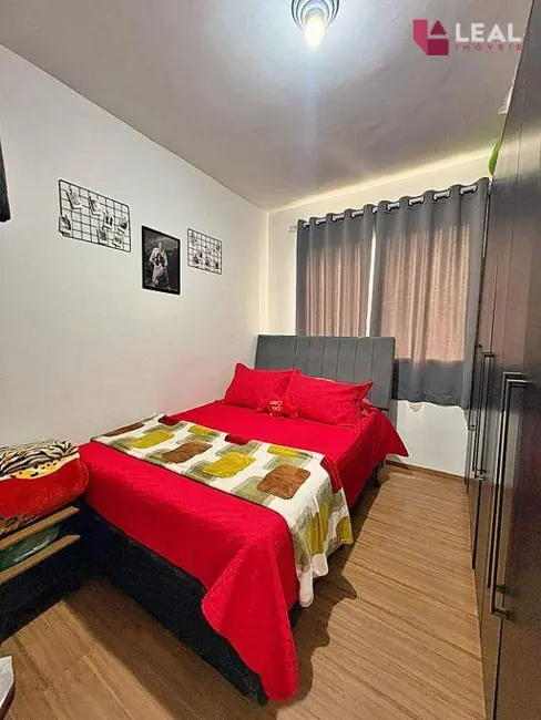 Foto 9 de Apartamento com 2 quartos à venda, 56m2 em Pouso Alegre - MG