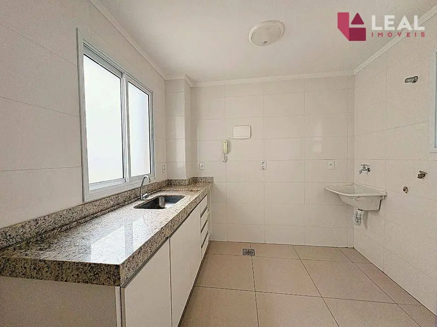 Foto 3 de Apartamento com 2 quartos à venda, 58m2 em Guanabara, Pouso Alegre - MG