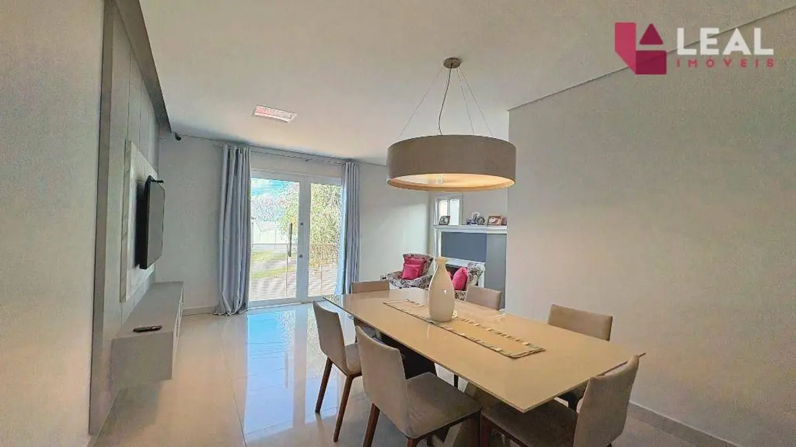 Foto 6 de Casa com 3 quartos à venda, 348m2 em Parque Ibirá, Pouso Alegre - MG