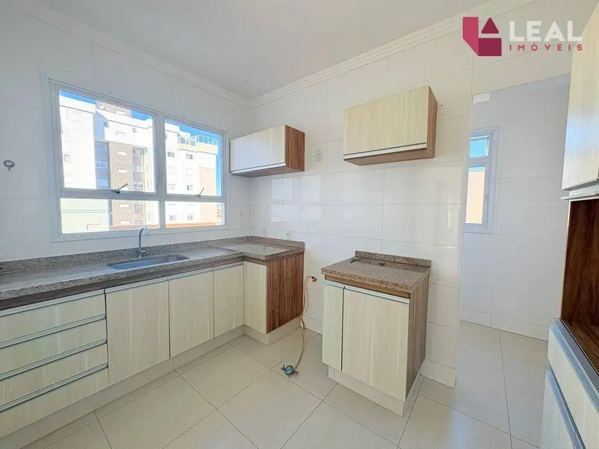 Apartamento com 2 quartos para alugar, 72m2 em João Paulo II, Pouso Alegre - MG - imagem 3 Foto 3 de Apartamento com 2 quartos para alugar, 72m2 em João Paulo II, Pouso Alegre - MG