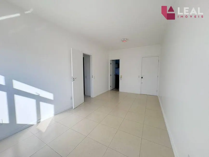 Apartamento com 2 quartos para alugar, 72m2 em João Paulo II, Pouso Alegre - MG - imagem 2 Foto 2 de Apartamento com 2 quartos para alugar, 72m2 em João Paulo II, Pouso Alegre - MG