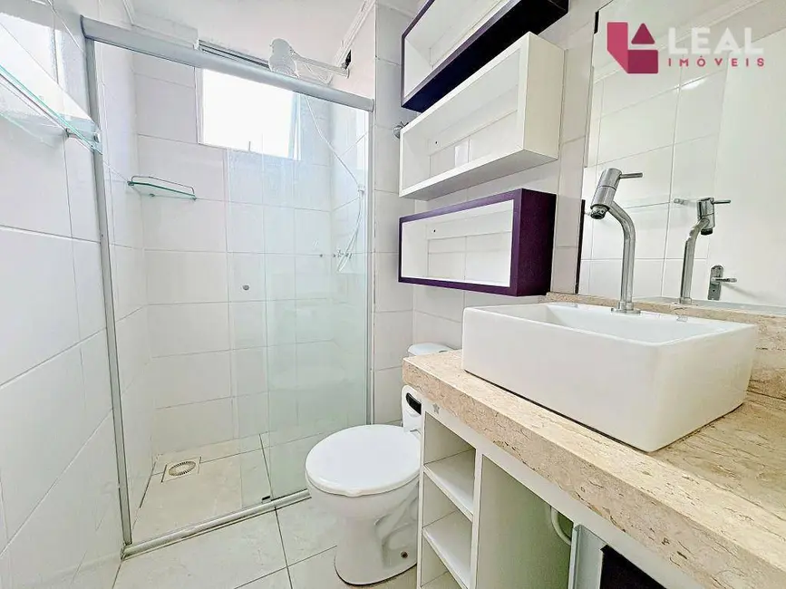 Apartamento com 2 quartos para alugar, 50m2 em Pouso Alegre - MG - imagem 8 Foto 8 de Apartamento com 2 quartos para alugar, 50m2 em Pouso Alegre - MG