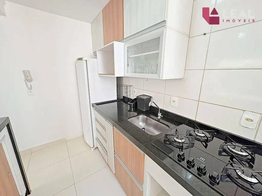 Apartamento com 2 quartos para alugar, 50m2 em Pouso Alegre - MG - imagem 7 Foto 7 de Apartamento com 2 quartos para alugar, 50m2 em Pouso Alegre - MG