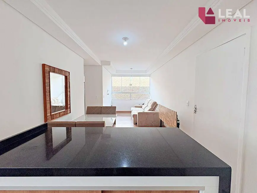 Apartamento com 2 quartos para alugar, 50m2 em Pouso Alegre - MG - imagem 1 Foto 1 de Apartamento com 2 quartos para alugar, 50m2 em Pouso Alegre - MG
