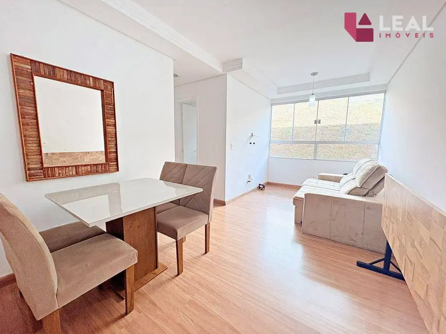 Apartamento com 2 quartos para alugar, 50m2 em Pouso Alegre - MG - imagem 2 Foto 2 de Apartamento com 2 quartos para alugar, 50m2 em Pouso Alegre - MG