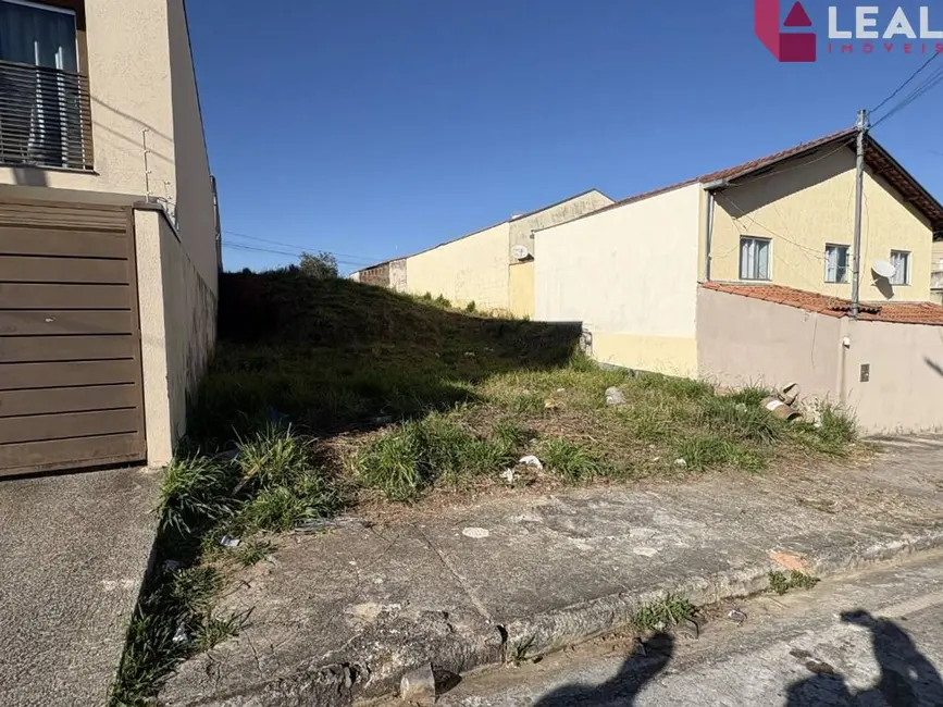Foto 3 de Terreno / Lote à venda, 240m2 em Bela Itália, Pouso Alegre - MG