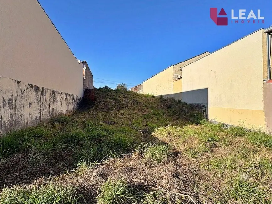 Foto 1 de Terreno / Lote à venda, 240m2 em Bela Itália, Pouso Alegre - MG