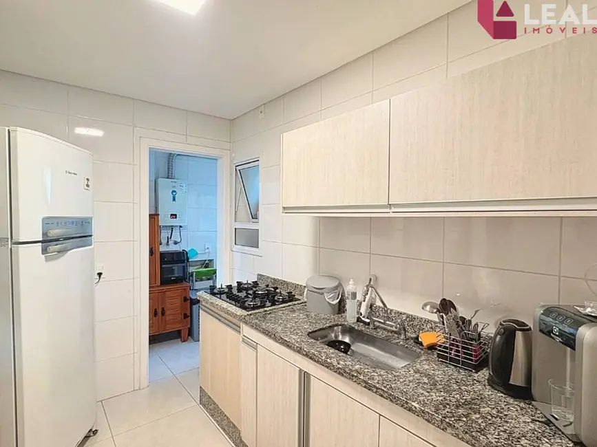 Foto 6 de Apartamento com 3 quartos à venda, 109m2 em Nossa Senhora Aparecida, Pouso Alegre - MG