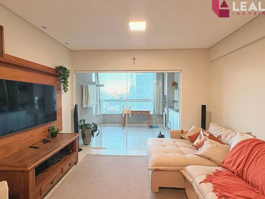 Foto 1 de Apartamento com 3 quartos à venda, 109m2 em Nossa Senhora Aparecida, Pouso Alegre - MG