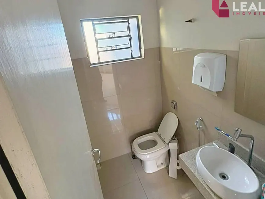 Casa com 2 quartos à venda, 125m2 em Jardim Santa Eliza, Pouso Alegre - MG - imagem 4 Foto 4 de Casa com 2 quartos à venda, 125m2 em Jardim Santa Eliza, Pouso Alegre - MG