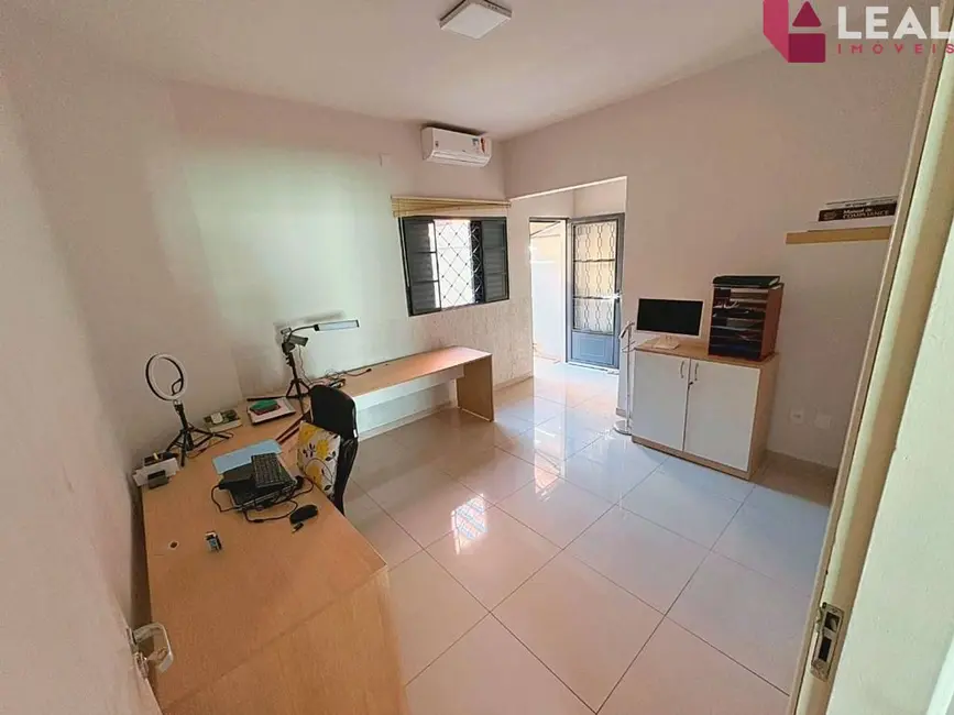 Casa com 2 quartos à venda, 125m2 em Jardim Santa Eliza, Pouso Alegre - MG - imagem 2 Foto 2 de Casa com 2 quartos à venda, 125m2 em Jardim Santa Eliza, Pouso Alegre - MG