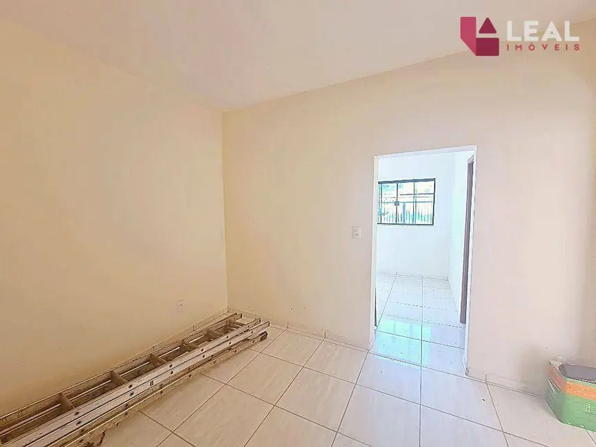 Foto 6 de Apartamento com 3 quartos à venda, 77m2 em Faisqueira, Pouso Alegre - MG