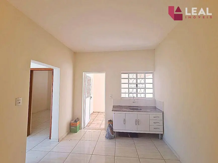 Foto 5 de Apartamento com 3 quartos à venda, 77m2 em Faisqueira, Pouso Alegre - MG
