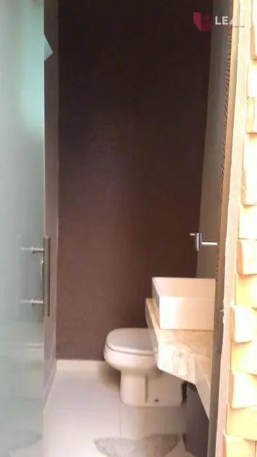 Foto 11 de Casa com 4 quartos à venda, 300m2 em Colinas de Santa Bárbara, Pouso Alegre - MG