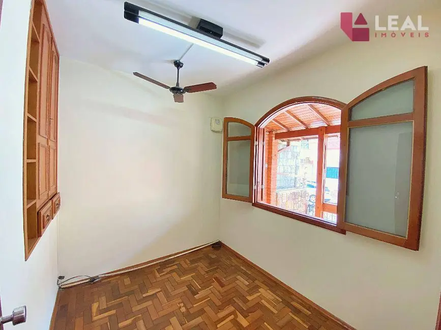 Casa com 4 quartos à venda, 120m2 em Joaquim José Franco, Pouso Alegre - MG - imagem 7 Foto 7 de Casa com 4 quartos à venda, 120m2 em Joaquim José Franco, Pouso Alegre - MG