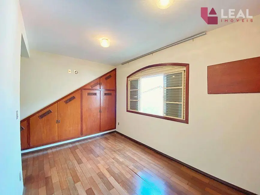 Foto 19 de Casa com 4 quartos à venda, 120m2 em Joaquim José Franco, Pouso Alegre - MG