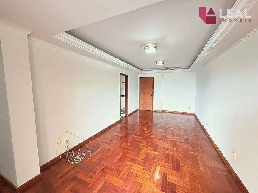 Foto 6 de Apartamento com 3 quartos para alugar, 92m2 em Santa Dorotéia, Pouso Alegre - MG