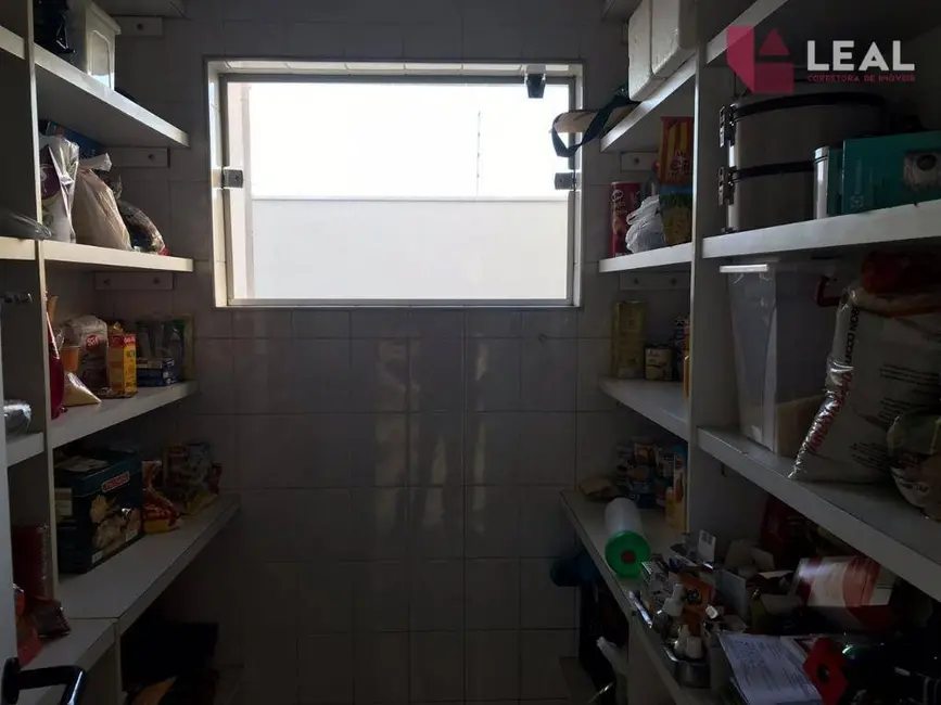 Foto 13 de Casa com 4 quartos à venda, 396m2 em Santa Dorotéia, Pouso Alegre - MG