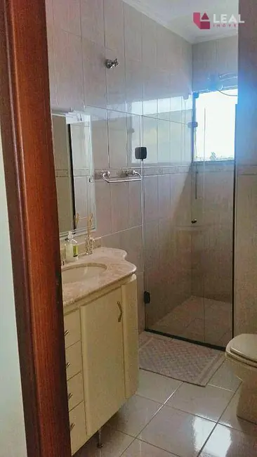 Foto 15 de Casa com 3 quartos à venda, 300m2 em Colinas de Santa Bárbara, Pouso Alegre - MG