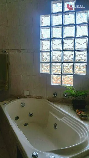 Foto 19 de Casa com 3 quartos à venda, 300m2 em Colinas de Santa Bárbara, Pouso Alegre - MG