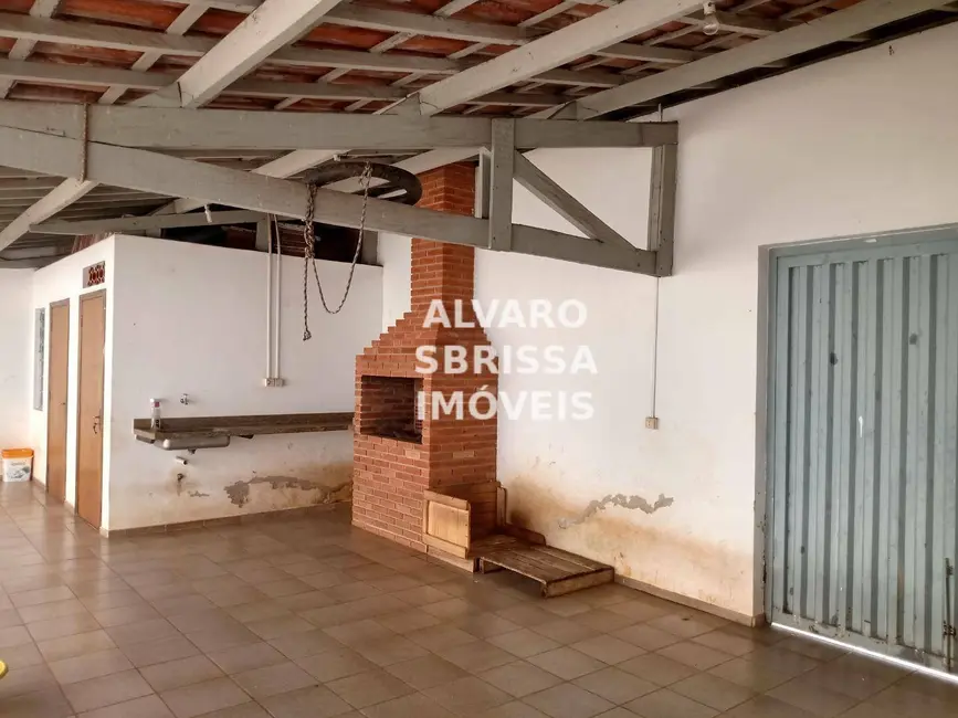 Foto 4 de Casa com 2 quartos à venda, 352m2 em Bela Vista, Salto - SP