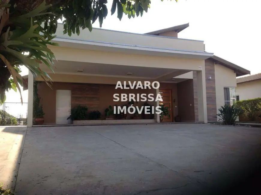 Foto 1 de Casa com 3 quartos à venda, 1000m2 em Salto - SP