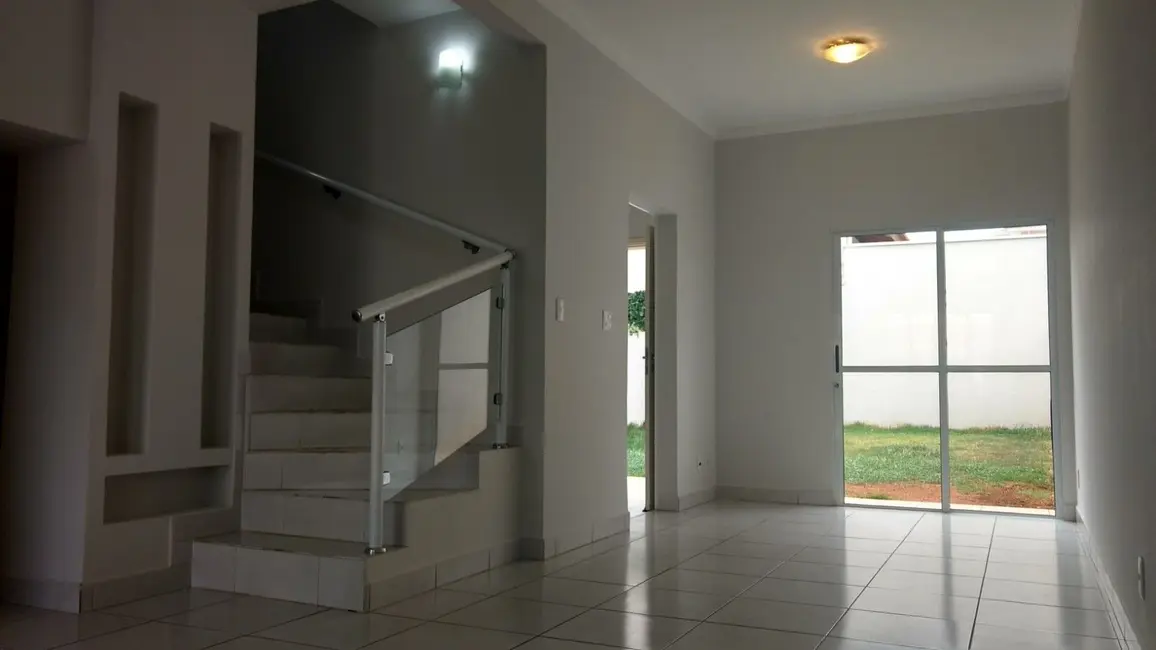 Casa de Condomínio com 3 quartos para alugar, 98m2 em Jardim Padre Bento, Itu - SP - imagem 2 Foto 2 de Casa de Condomínio com 3 quartos para alugar, 98m2 em Jardim Padre Bento, Itu - SP