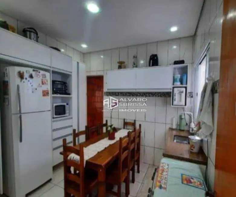 Foto 2 de Casa com 2 quartos à venda, 125m2 em Jardim Itaguaçu, Salto - SP