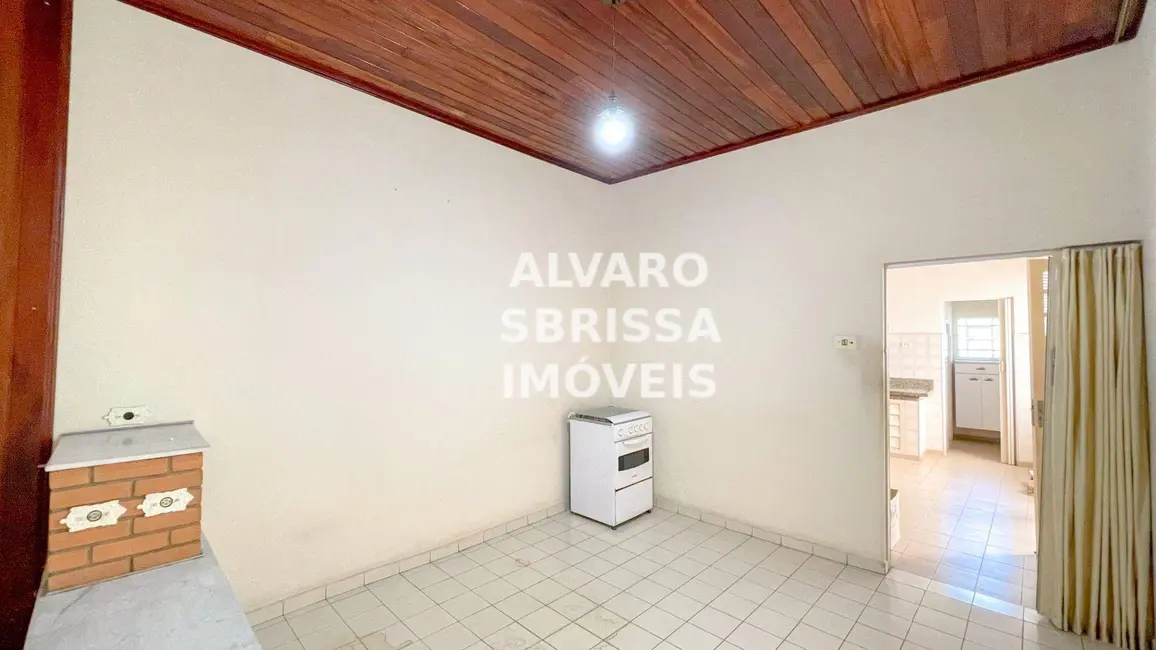 Foto 8 de Casa com 2 quartos à venda, 196m2 em Vila Teixeira, Salto - SP
