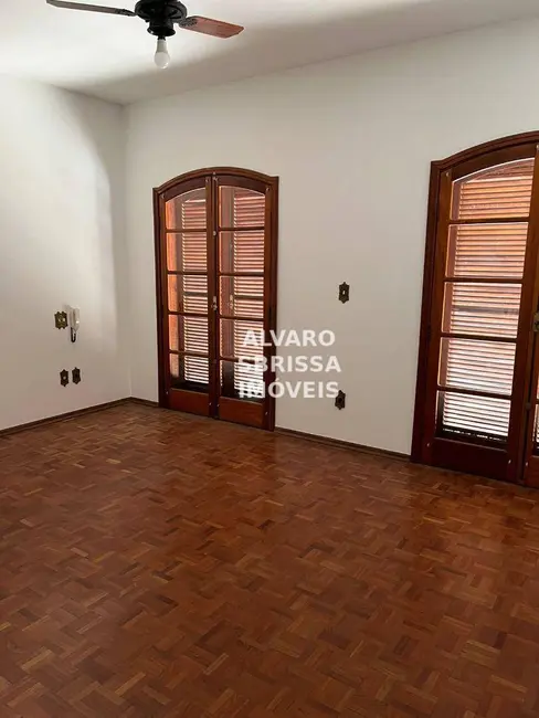 Casa com 3 quartos à venda, 125m2 em Jardim Santa Tereza, Itu - SP - imagem 8 Foto 8 de Casa com 3 quartos à venda, 125m2 em Jardim Santa Tereza, Itu - SP