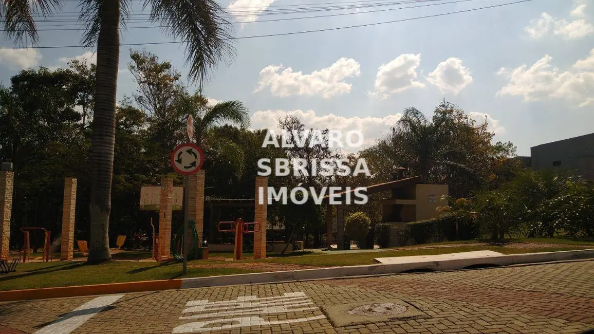 Foto 4 de Terreno / Lote à venda, 251m2 em Parque do Varvito, Itu - SP