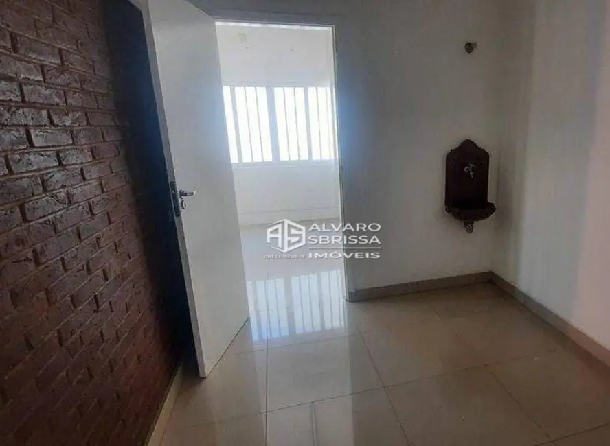 Casa com 5 quartos para alugar, 212m2 em Centro, Itu - SP - imagem 8 Foto 8 de Casa com 5 quartos para alugar, 212m2 em Centro, Itu - SP